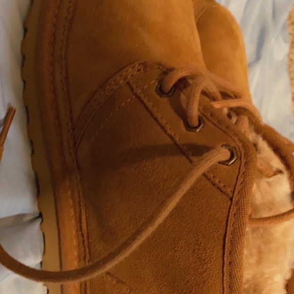 uggs - Picture 3 of 3